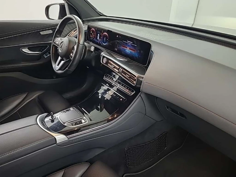 Mercedes-Benz EQC Mercedes-Benz EQC 400 AMG Line , снимка 7 - Автомобили и джипове - 52008956