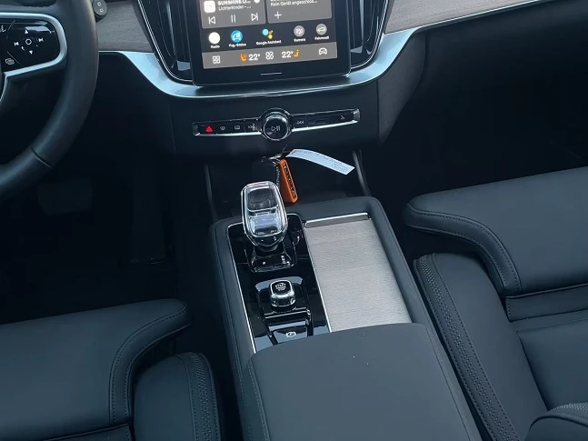 Volvo Xc90 T8 Recharge AWD = Plus Bright = 7 Seats Гаранция, снимка 9 - Автомобили и джипове - 55099914