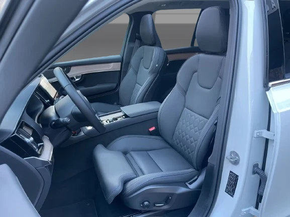 Volvo Xc90 T8 Recharge AWD = Plus Bright = 7 Seats Гаранция, снимка 6 - Автомобили и джипове - 55099914