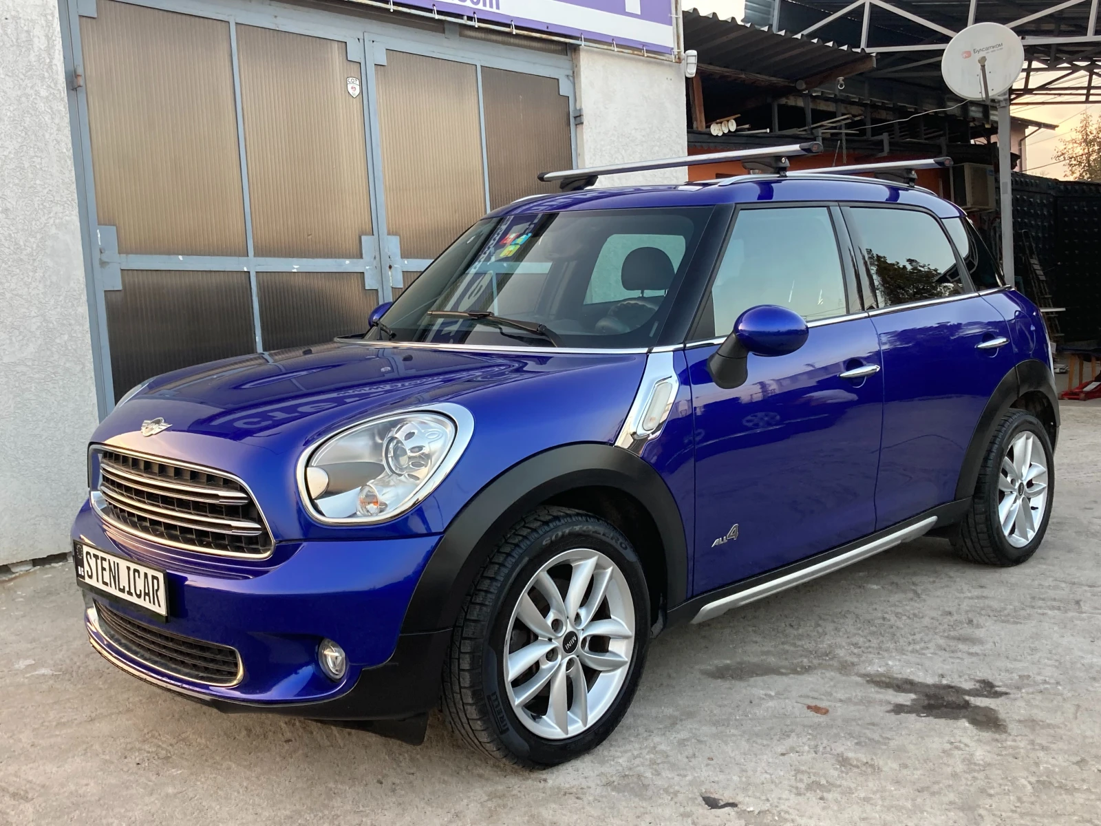 Mini Countryman   ALL4-4X4-AВТОМАТИК - изображение 3