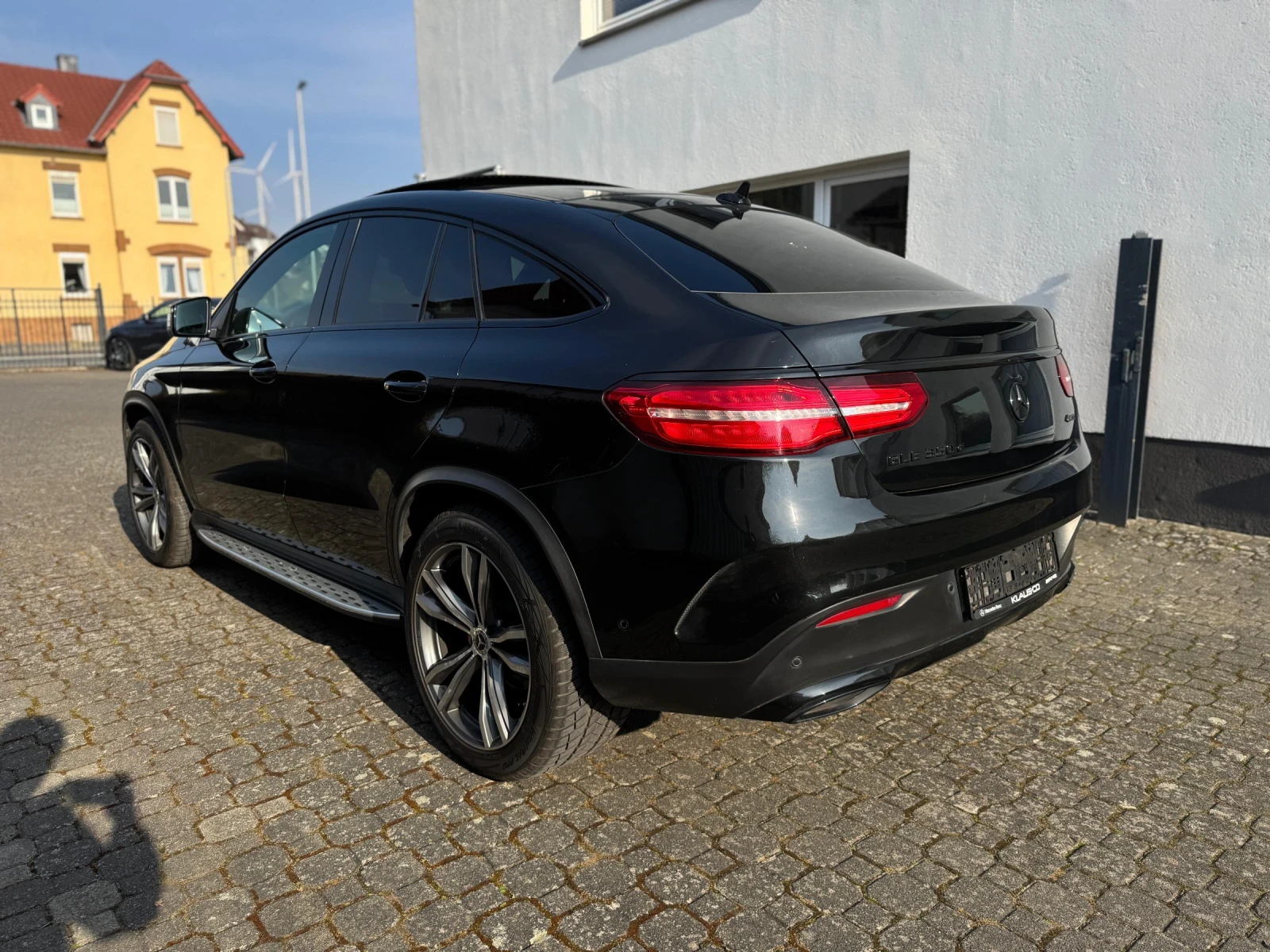 Mercedes-Benz GLE 350 d 4Matic Coupe AMG PANO Keyless Massage H/K - изображение 5