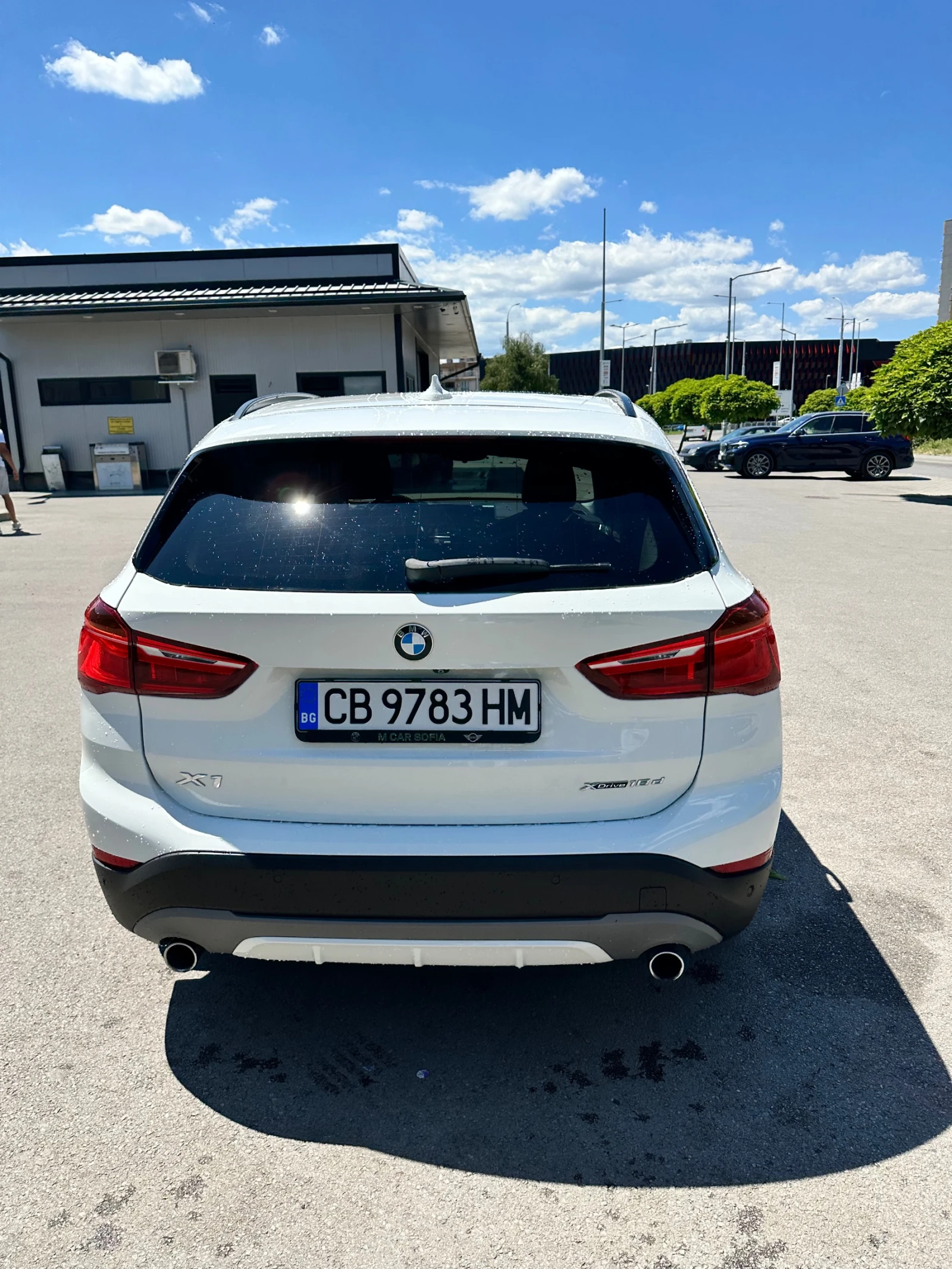 BMW X1 XDrive 18d - изображение 4