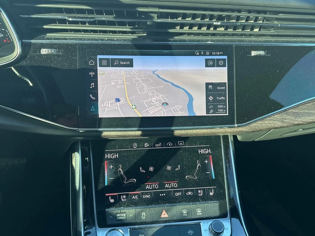 Audi Q8 2019 TECHNIK QUATTRO * ОБДУХВАНЕ * 360 * ПАНОРАМА  - изображение 9