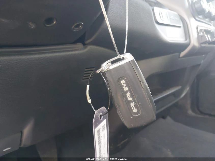 Dodge RAM 2500 6.7L I-6 DI, TURBO, 370HP 4X4 Drive - изображение 3