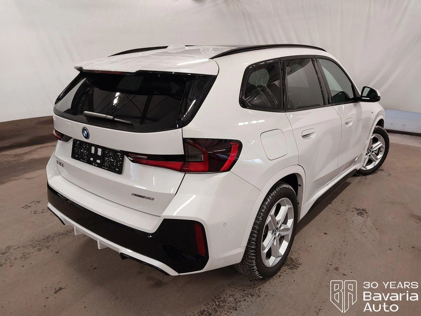 BMW iX1 30 xDrive M Sport Paket | Mobile.bg � ����������� 3