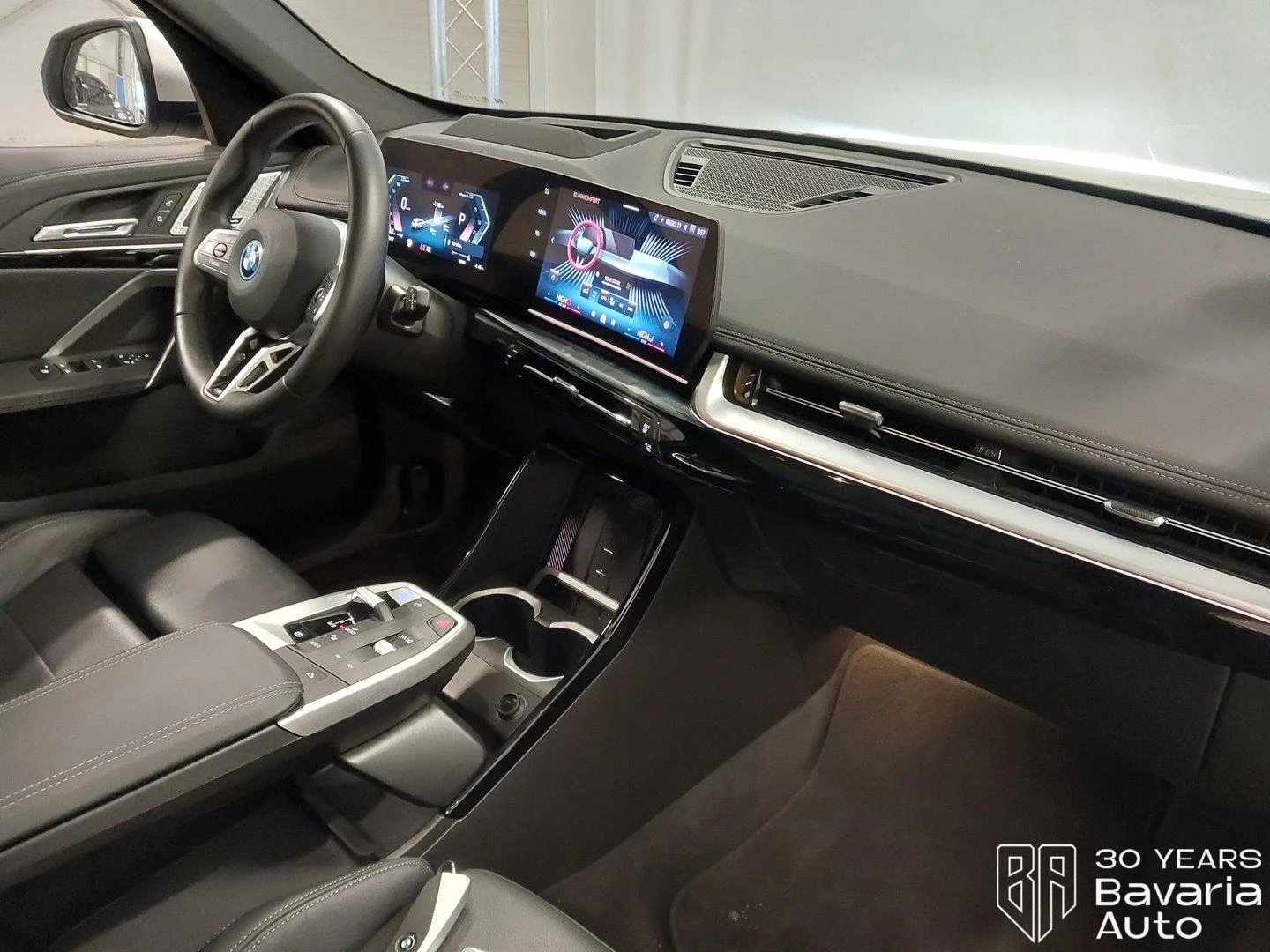 BMW iX1 30 xDrive M Sport Paket | Mobile.bg � ����������� 7