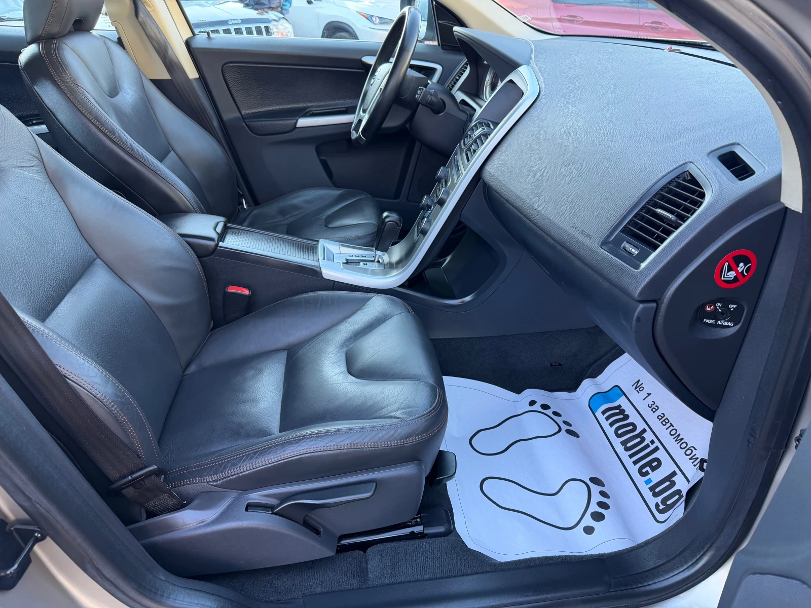 Volvo XC60 2.4, D5, 4* 4 - изображение 9