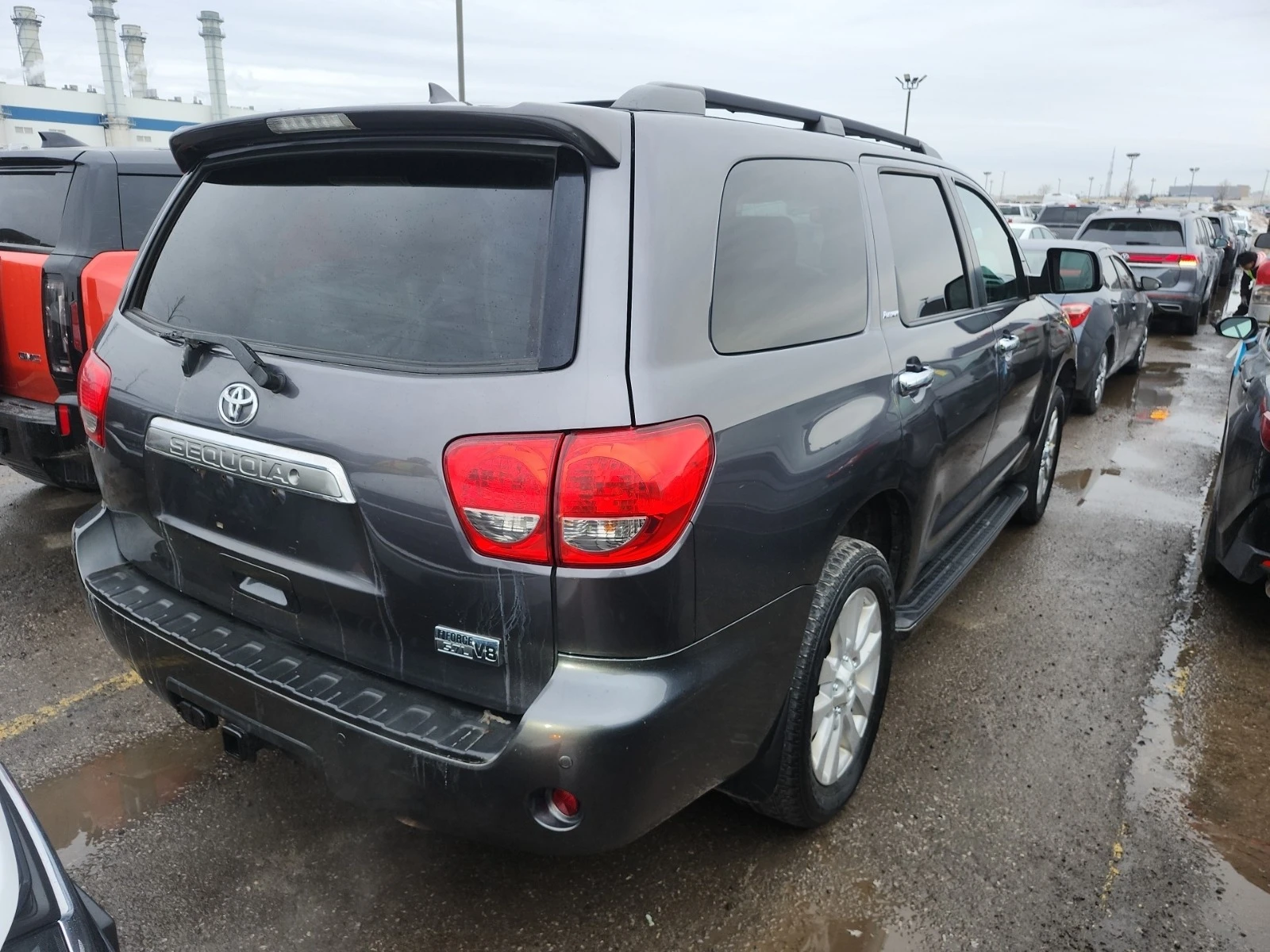 Toyota Sequoia PLATINUM * * AWD * * CARFAX * * ���� ������ * *  | Mobile.bg � ����������� 4