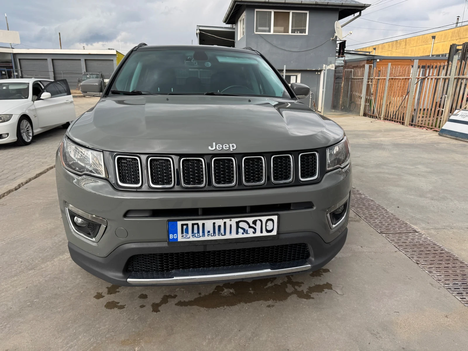 Jeep Compass 2.4 Limited 4x4 (бензин/газ), снимка 6 - Автомобили и джипове - 54391595