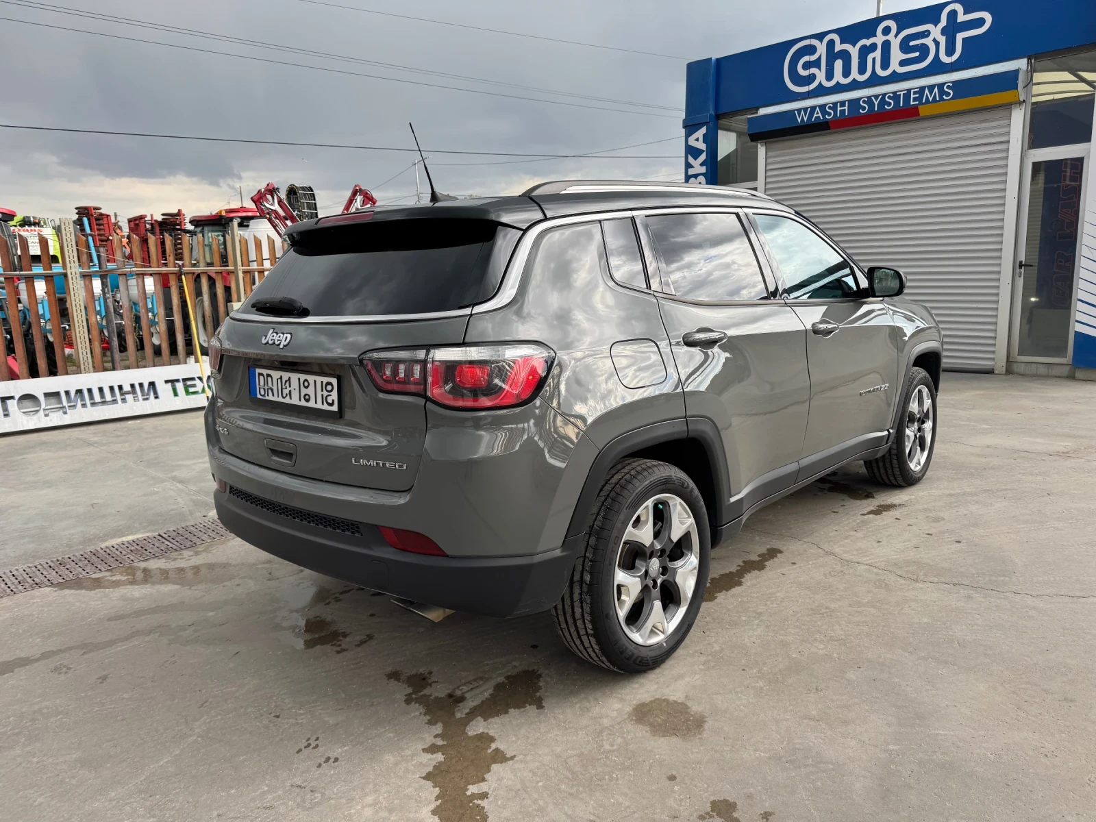 Jeep Compass 2.4 Limited 4x4 (бензин/газ), снимка 3 - Автомобили и джипове - 54391595