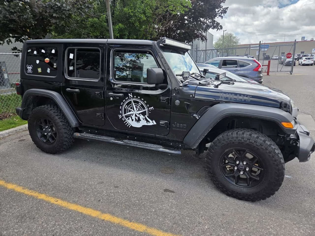 Jeep Wrangler * Willys * CARFAX * БЕЗ ПЪРВОНАЧАЛНА ВНОСКА, снимка 2 - Автомобили и джипове - 54891122