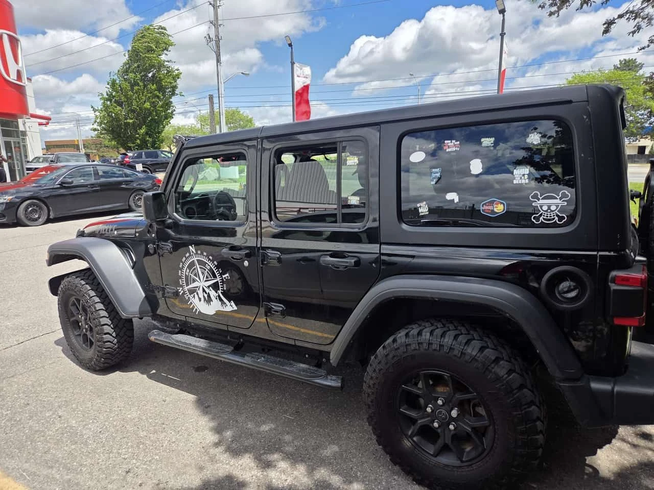 Jeep Wrangler * Willys * CARFAX * БЕЗ ПЪРВОНАЧАЛНА ВНОСКА, снимка 13 - Автомобили и джипове - 54891122