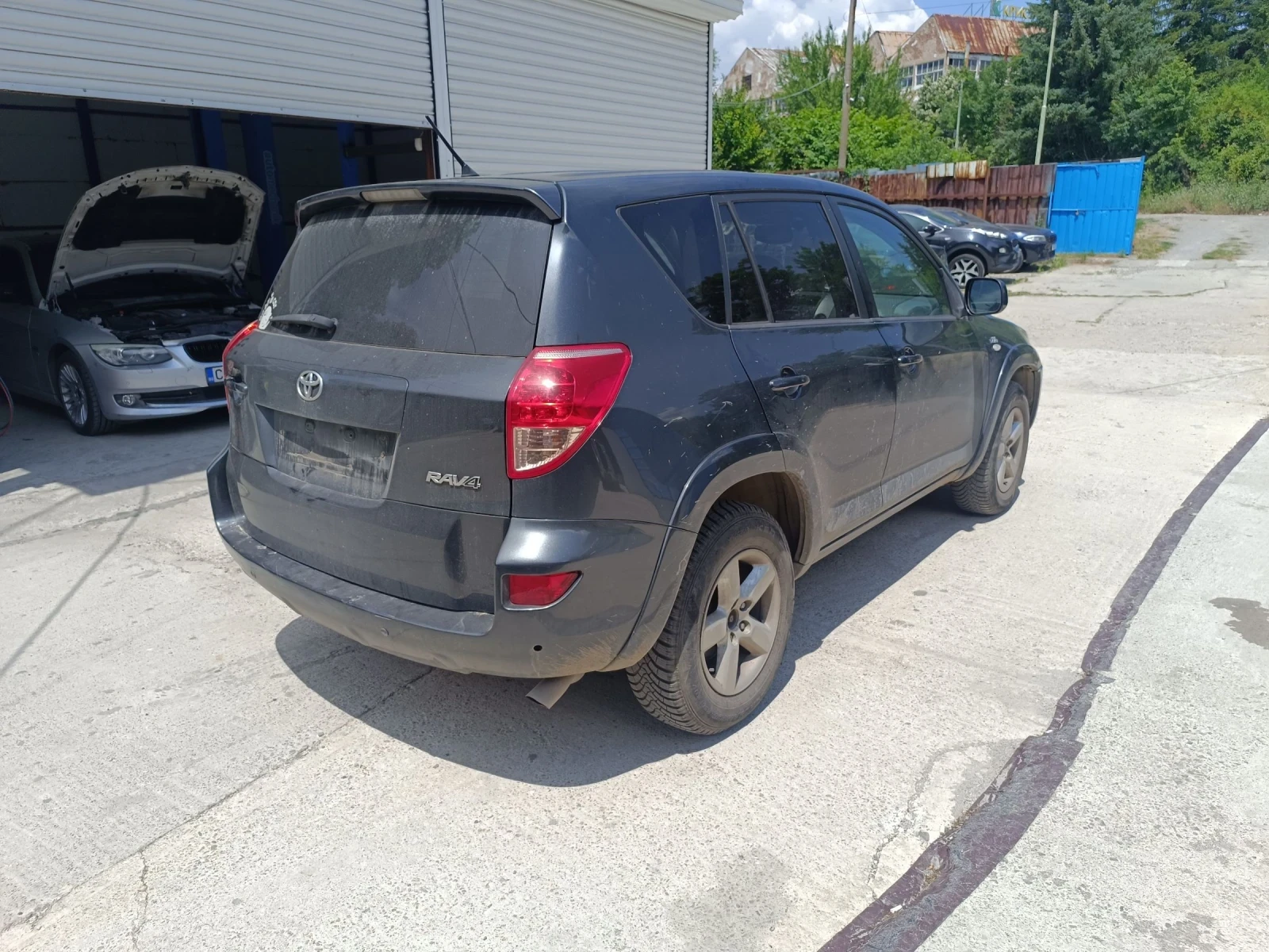Toyota Rav4 2.2 D cat 177, снимка 7 - Автомобили и джипове - 55102152