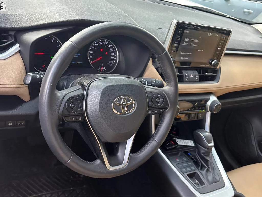 Toyota Rav4 XLE * CARFAX* ОПЦИЯ ЗА ФИНАНСИРАНЕ* , снимка 8 - Автомобили и джипове - 55951057