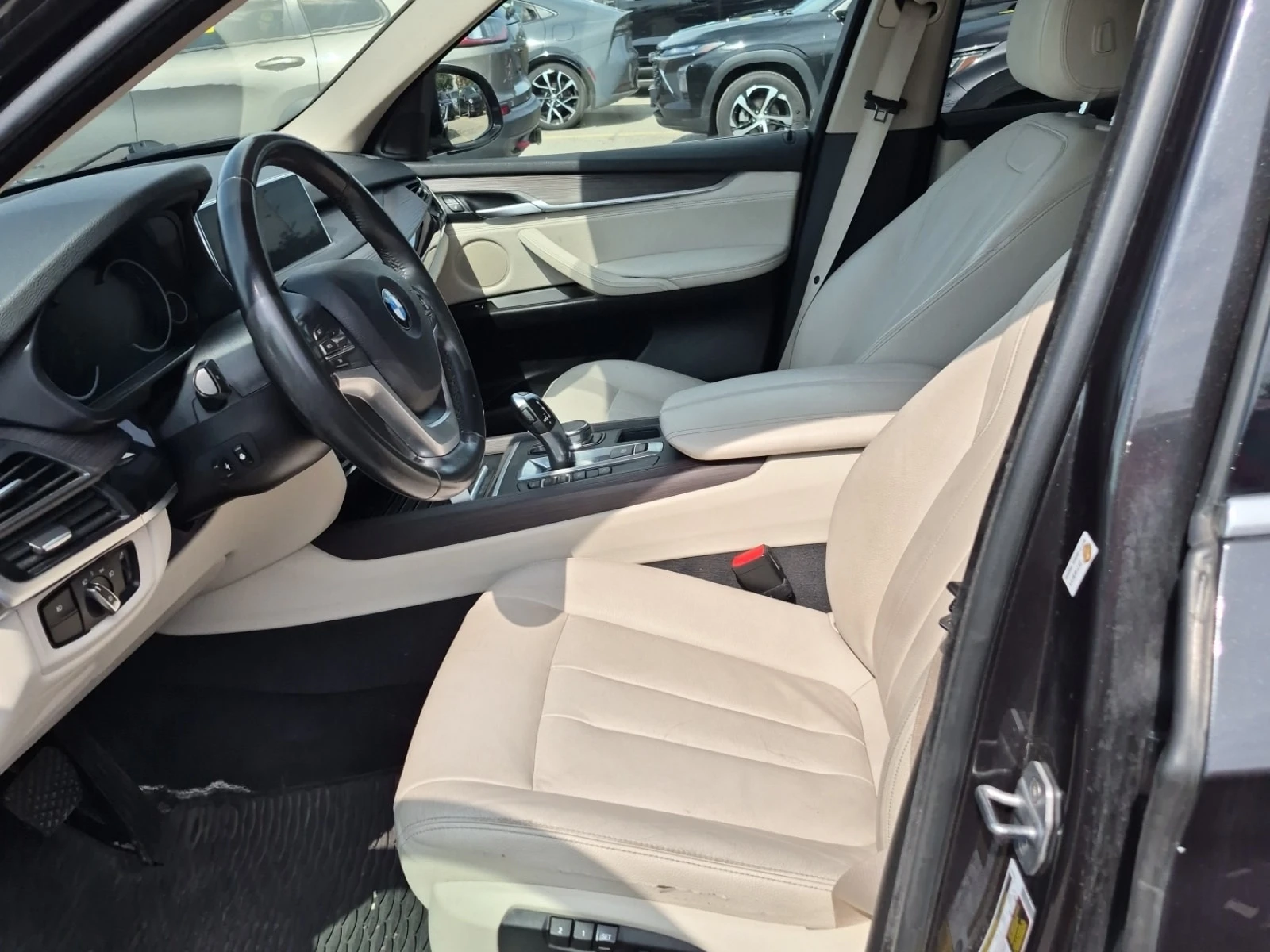 BMW X5 * XDRIVE35D * ДИГИТАЛНО ТАБЛО * CARFAX * , снимка 5 - Автомобили и джипове - 56003158
