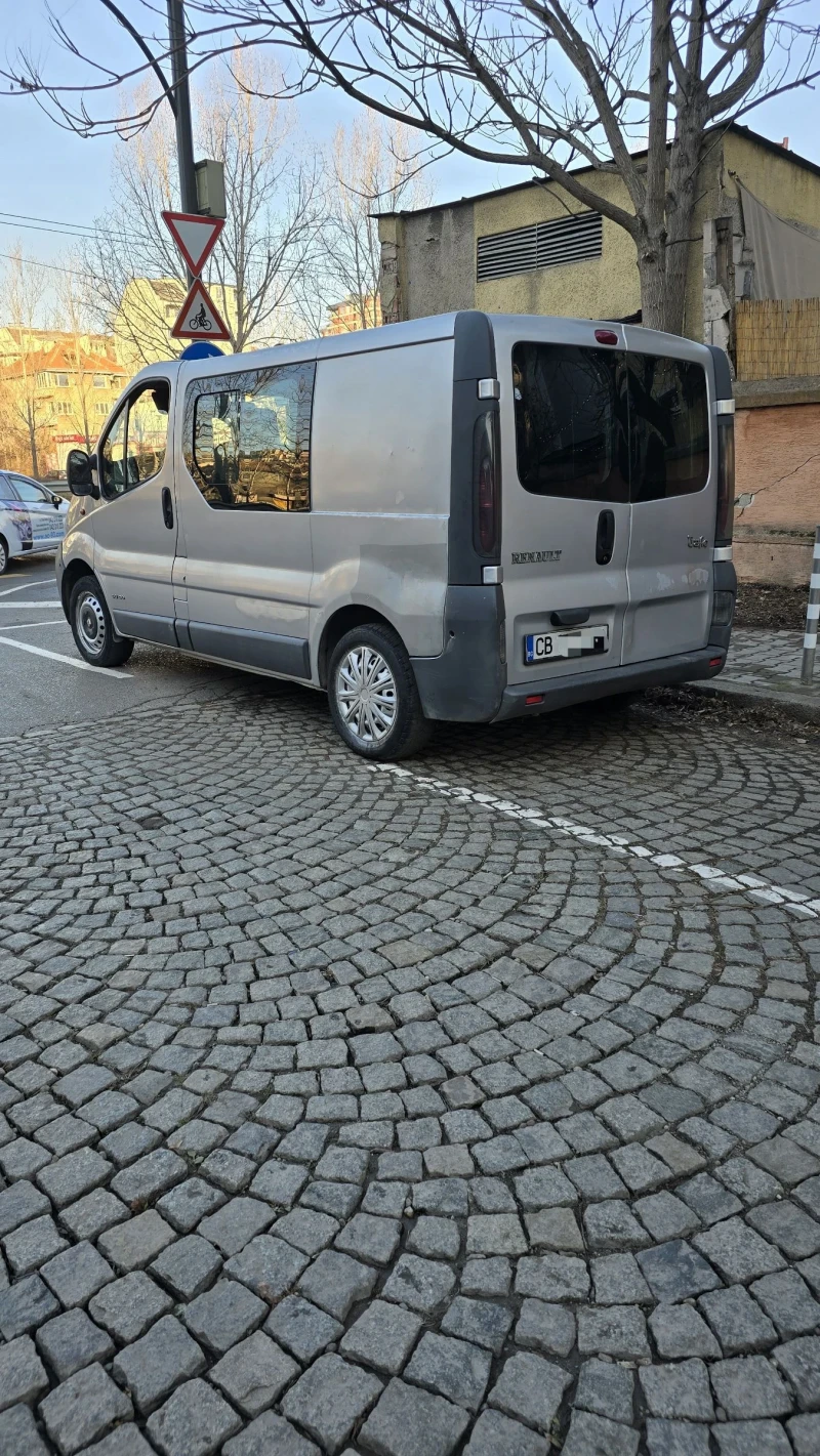 Renault Trafic 1.9 dci, снимка 5 - Бусове и автобуси - 48456191