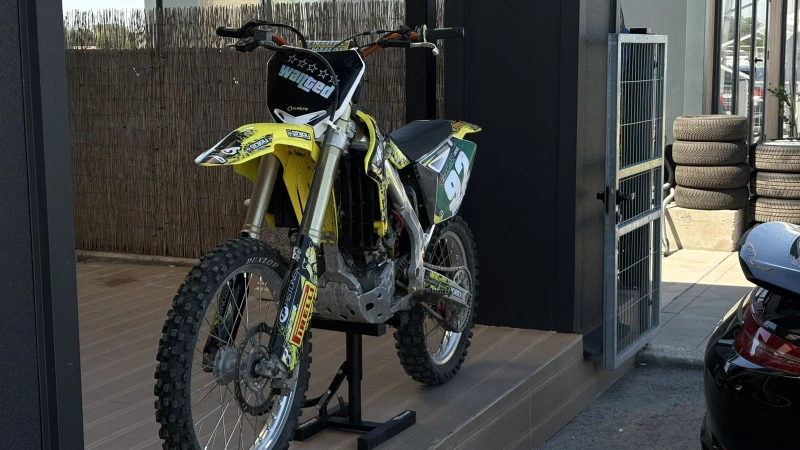 Suzuki Rmz