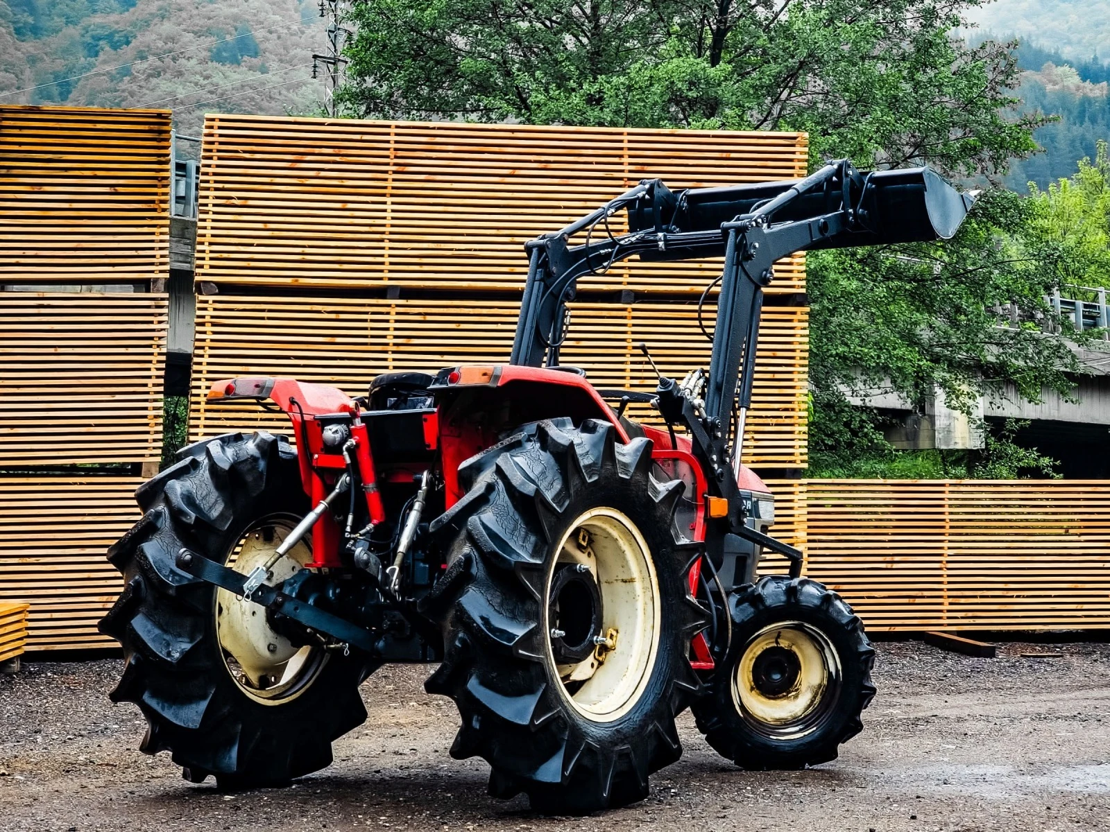 Трактор Yanmar 700 МОТО ЧАСА  - изображение 6