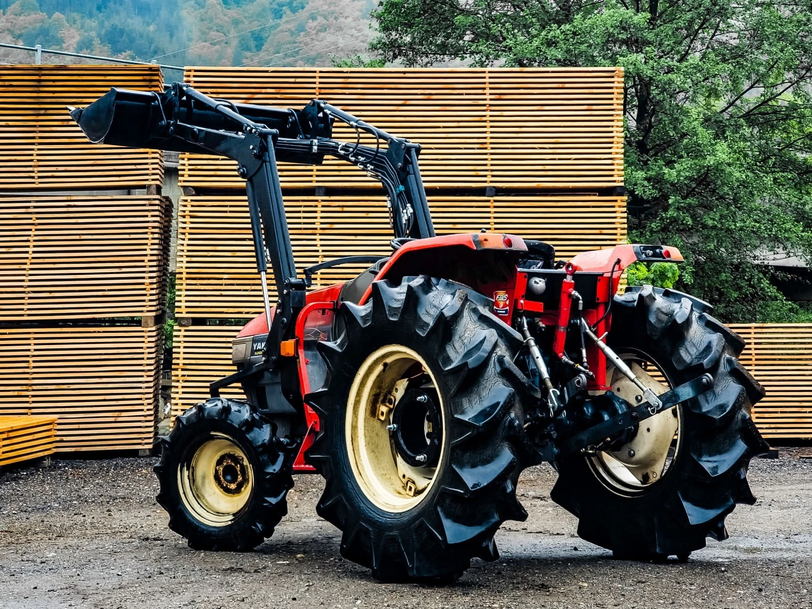 Трактор Yanmar 700 МОТО ЧАСА  - изображение 2