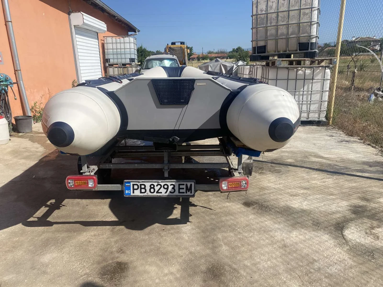 Надуваема лодка Yam 380s - изображение 3