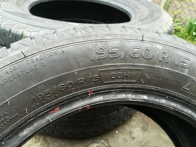 Гуми Летни 195/60R15, снимка 4 - Гуми и джанти - 26215964