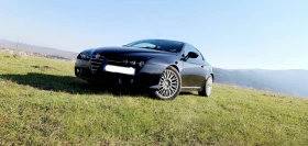 Обява за продажба на Alfa Romeo Brera 3.2 4x4 ~16 500 лв. - изображение 1 | Auto.bg Обява за продажба на Alfa Romeo Brera 3.2 4x4 ~16 500 лв. - изображение 1