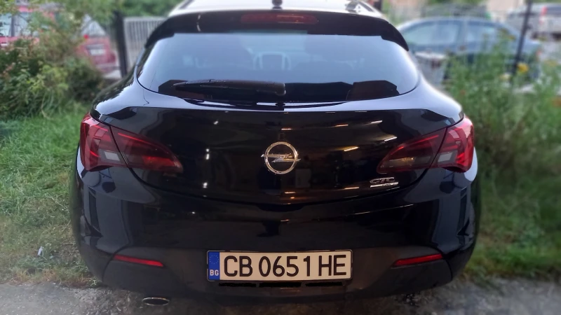 Opel Astra GTC, снимка 4 - Автомобили и джипове - 47379874