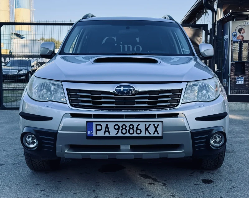 Subaru Forester 2.5 XT LIMITED, снимка 2 - Автомобили и джипове - 47388744