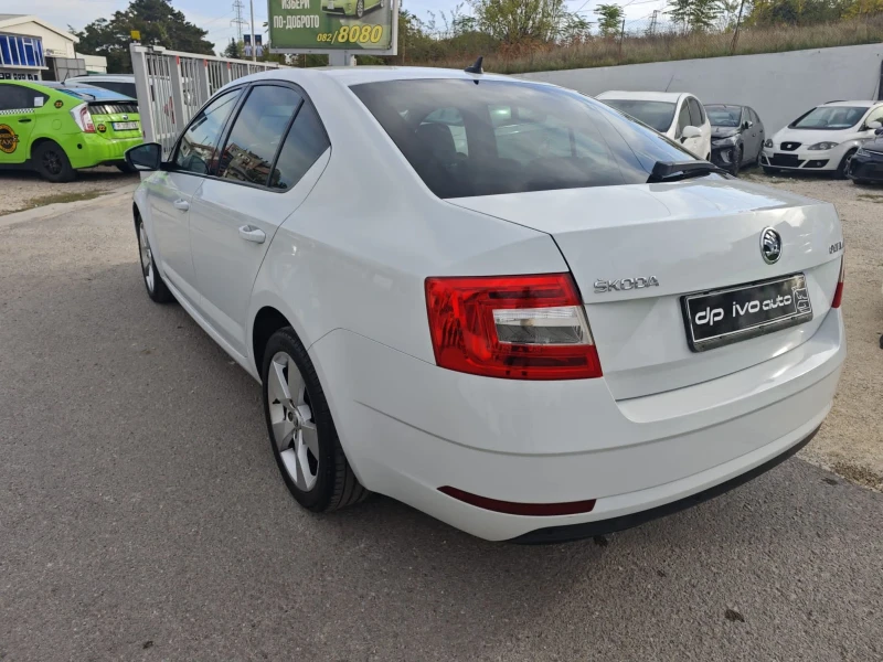 Skoda Octavia 2.0TDI DSG 7* SPORT* КОЖА* CAMERA* KEYLESS* ПЕРФЕК, снимка 3 - Автомобили и джипове - 47544421