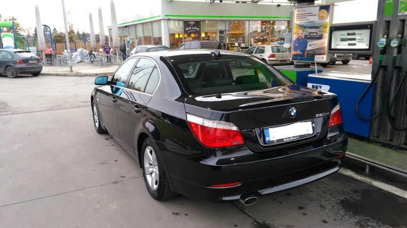 BMW 520 2.0 TDI, снимка 3 - Автомобили и джипове - 48597416