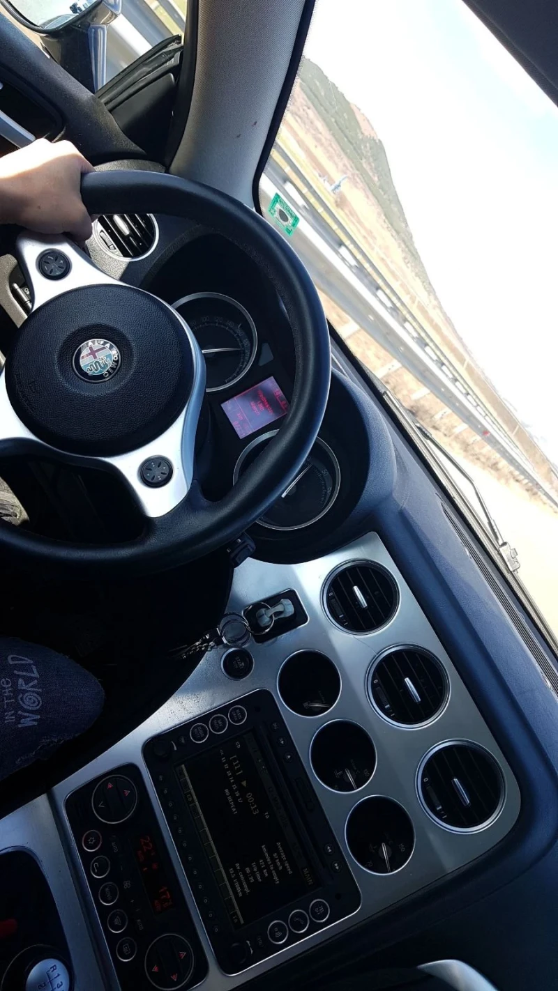 Alfa Romeo Brera 3.2 4x4, снимка 4 - Автомобили и джипове - 52383770