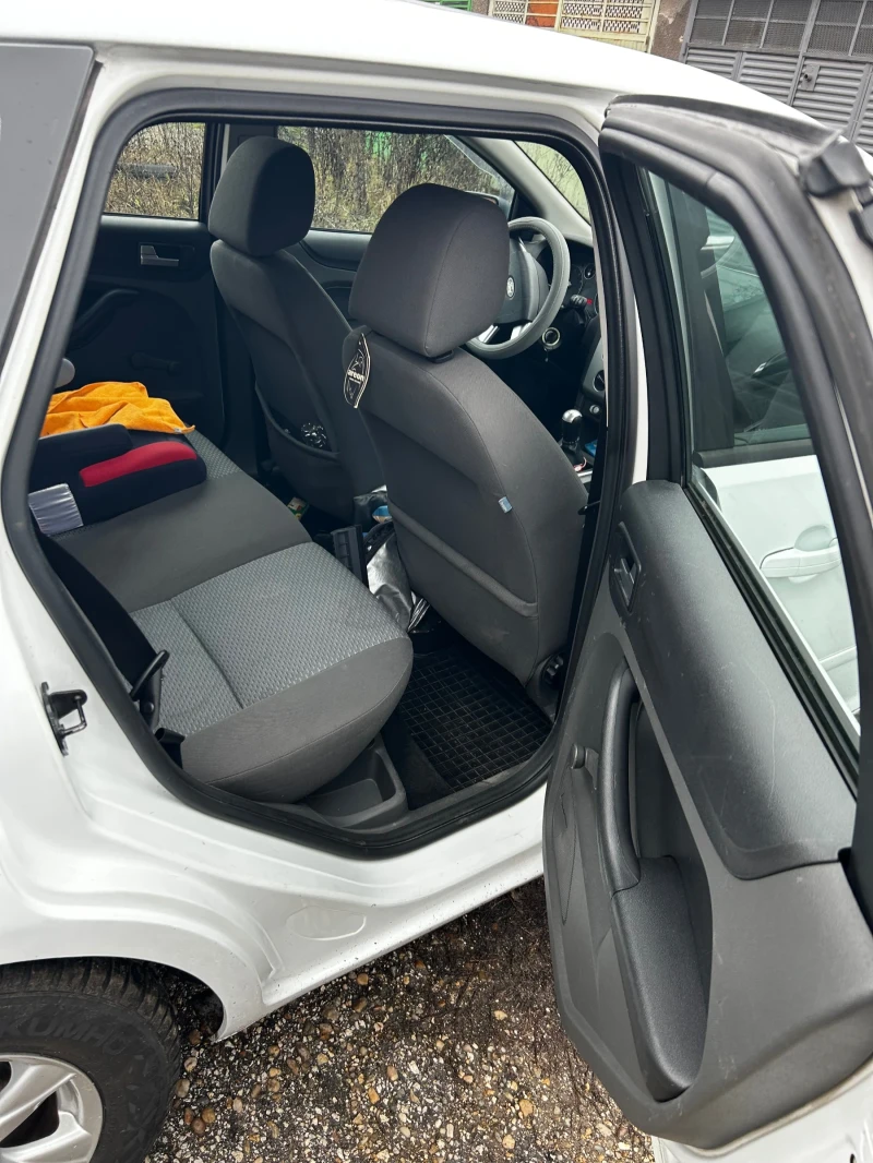 Ford Focus Wagon, снимка 10 - Автомобили и джипове - 53005278