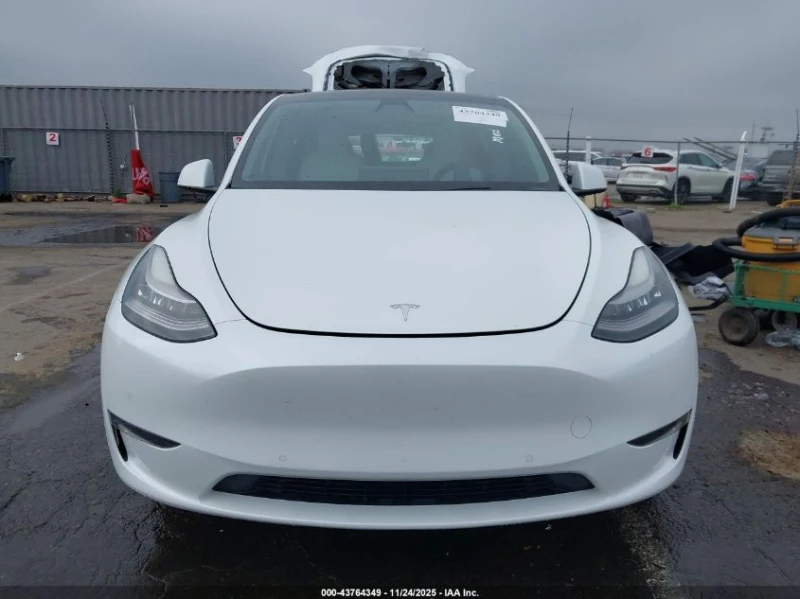 Tesla Model Y PERFORMANCE * Dual Motor* All-Wheel Drive, снимка 13 - Автомобили и джипове - 53360348