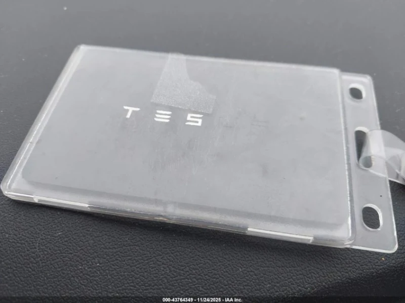 Tesla Model Y PERFORMANCE * Dual Motor* All-Wheel Drive, снимка 11 - Автомобили и джипове - 53360348