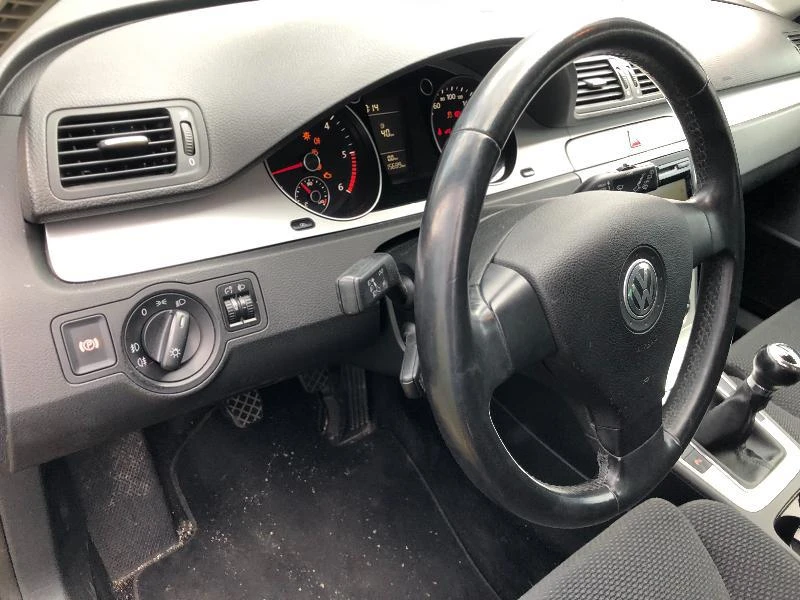 VW Passat 2.0tdi CBDC airbag OK, снимка 10 - Автомобили и джипове - 45089979