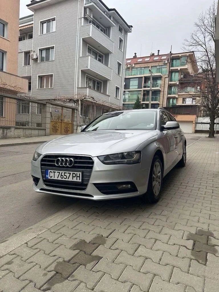 Audi A4 Avant 2.0/Ръчка/Distronik