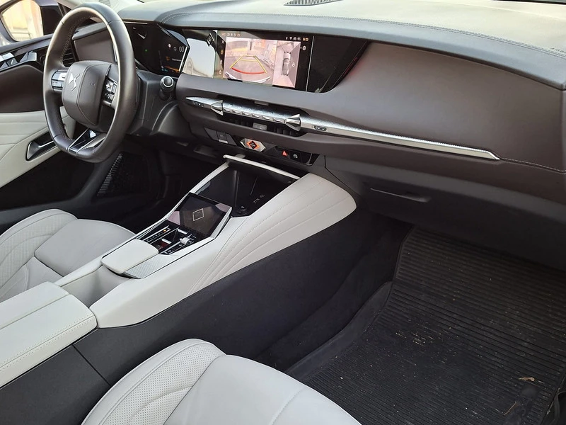 DS DS 4 4 E-Tense Hybrid 225 - изображение 8