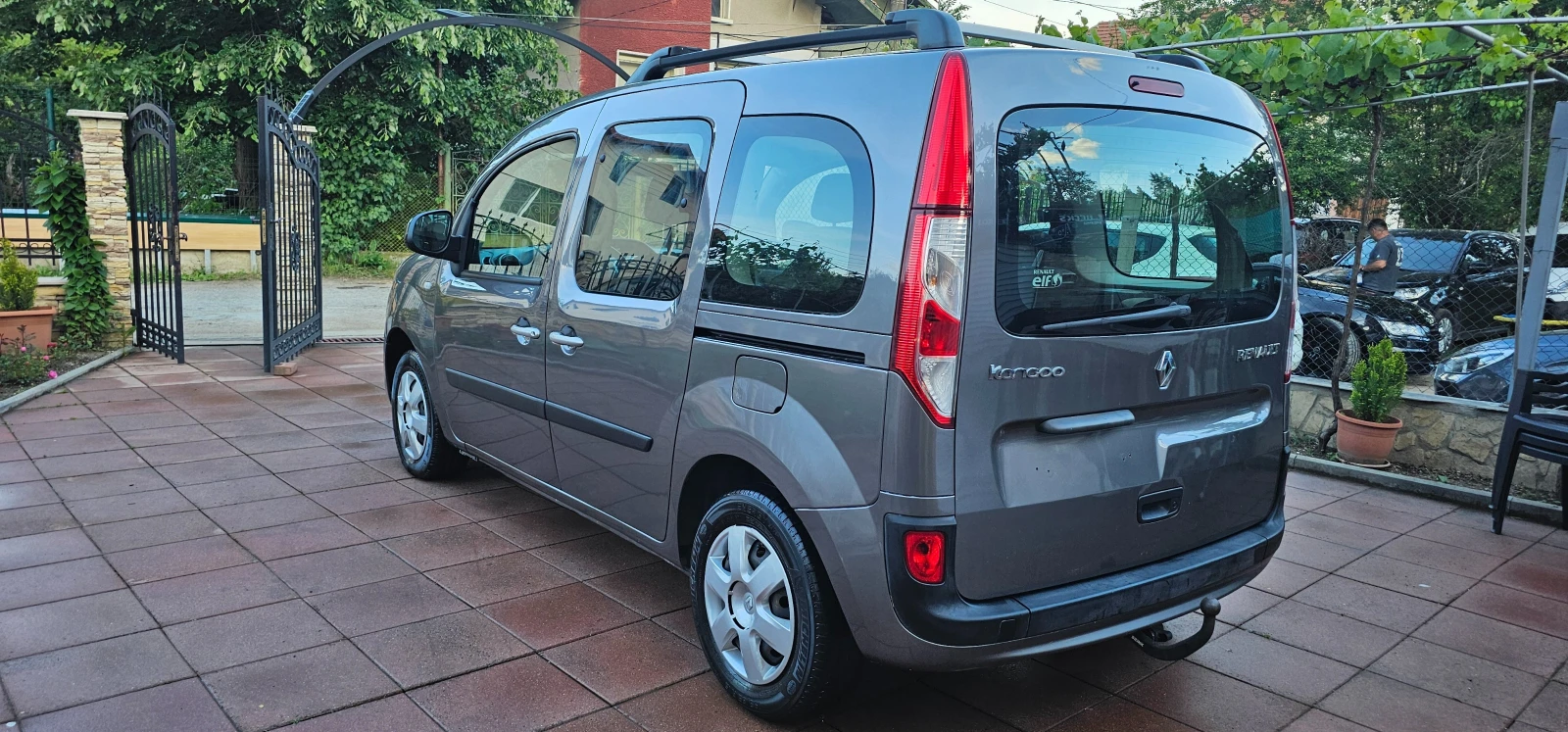 Renault Kangoo 1.2i -16V115pc !!! Реални 64570 км  - изображение 7