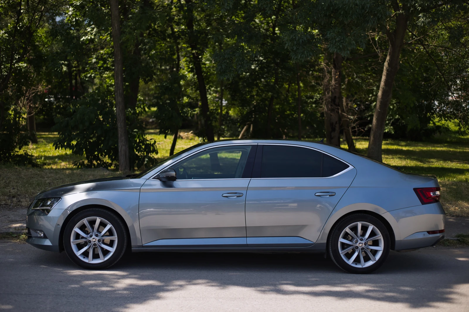 Skoda Superb Executive - изображение 4