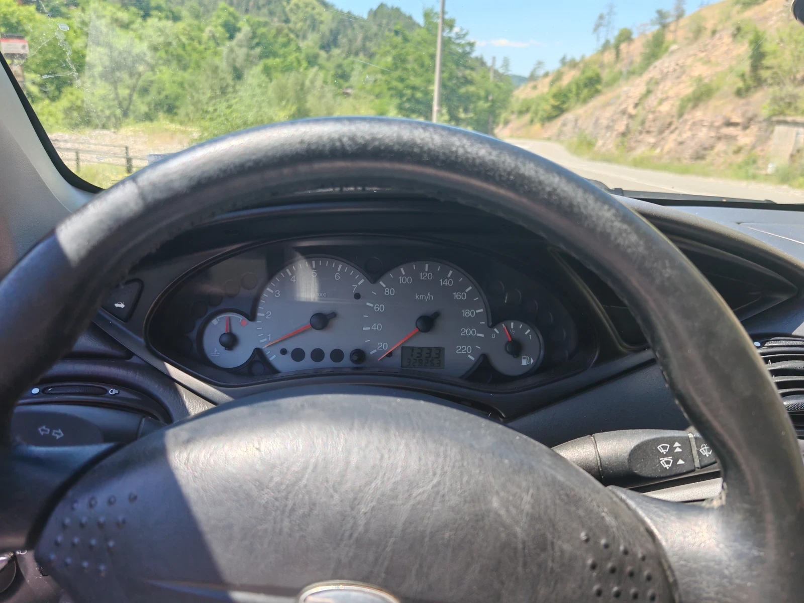 Ford Focus 1.6 - изображение 9