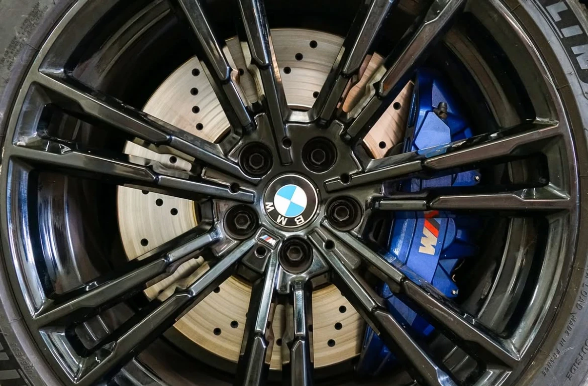 BMW M5 Carbon Roof * * CARFAX * * АВТО КРЕДИТ * *  - изображение 5