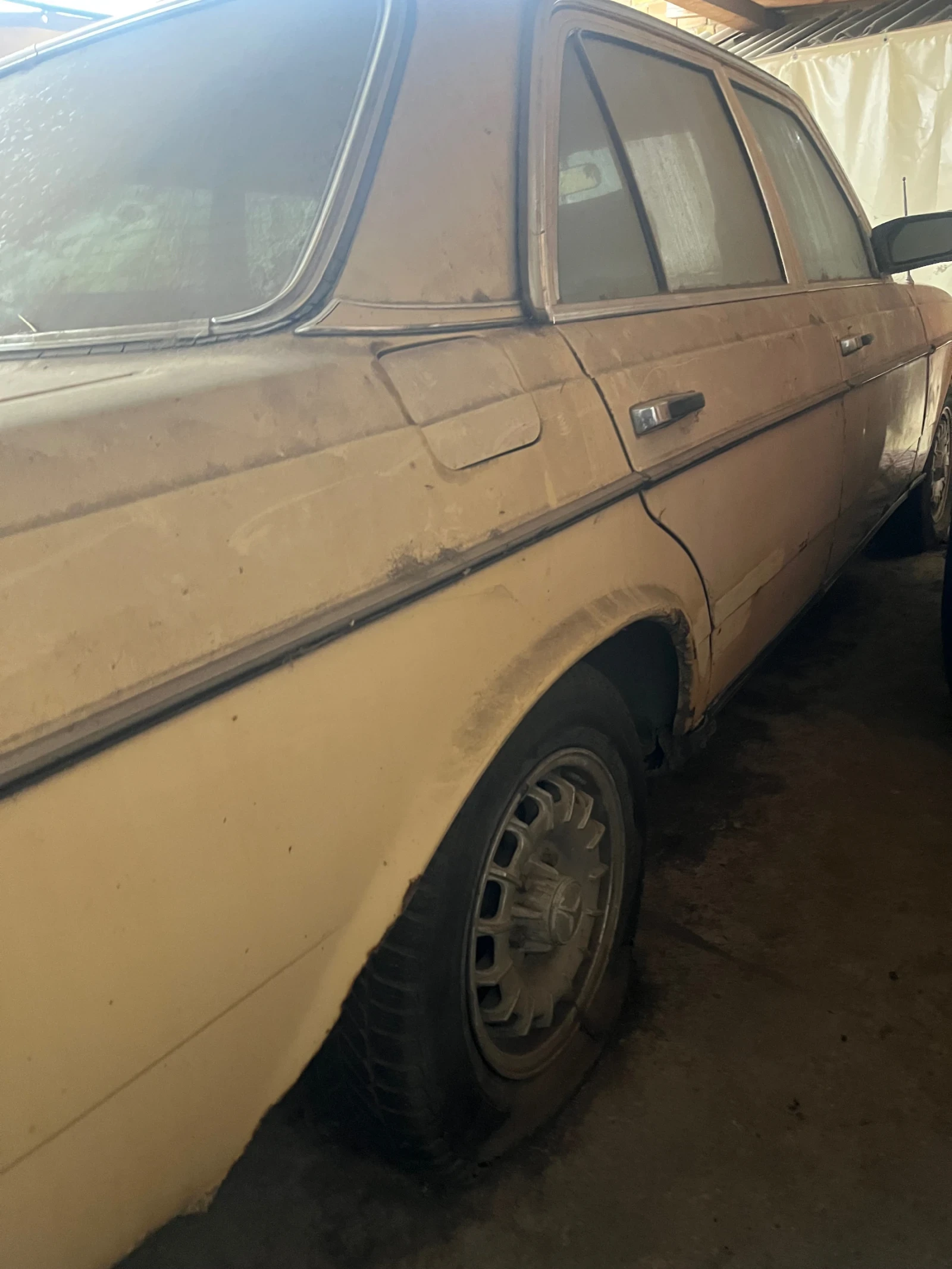 Mercedes-Benz 200  - изображение 4