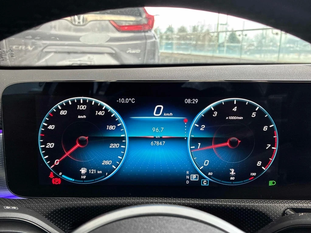 Mercedes-Benz A 250 * CARFAX * ОБДУХВАНЕ* 360 КАМЕРИ*  - изображение 8