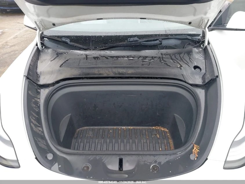 Tesla Model Y PERFORMANCE * Dual Motor* All-Wheel Drive - изображение 10