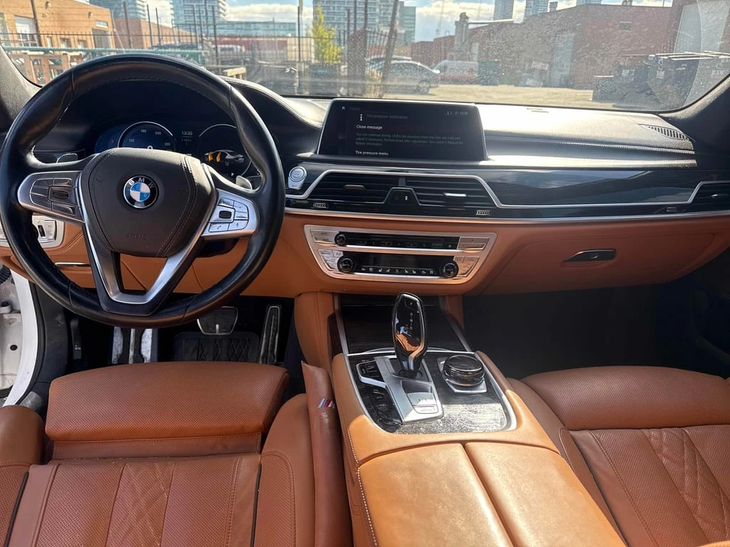 BMW 750 * 750i xDrive * CARFAX * ���� �� �� | Mobile.bg � ����������� 9