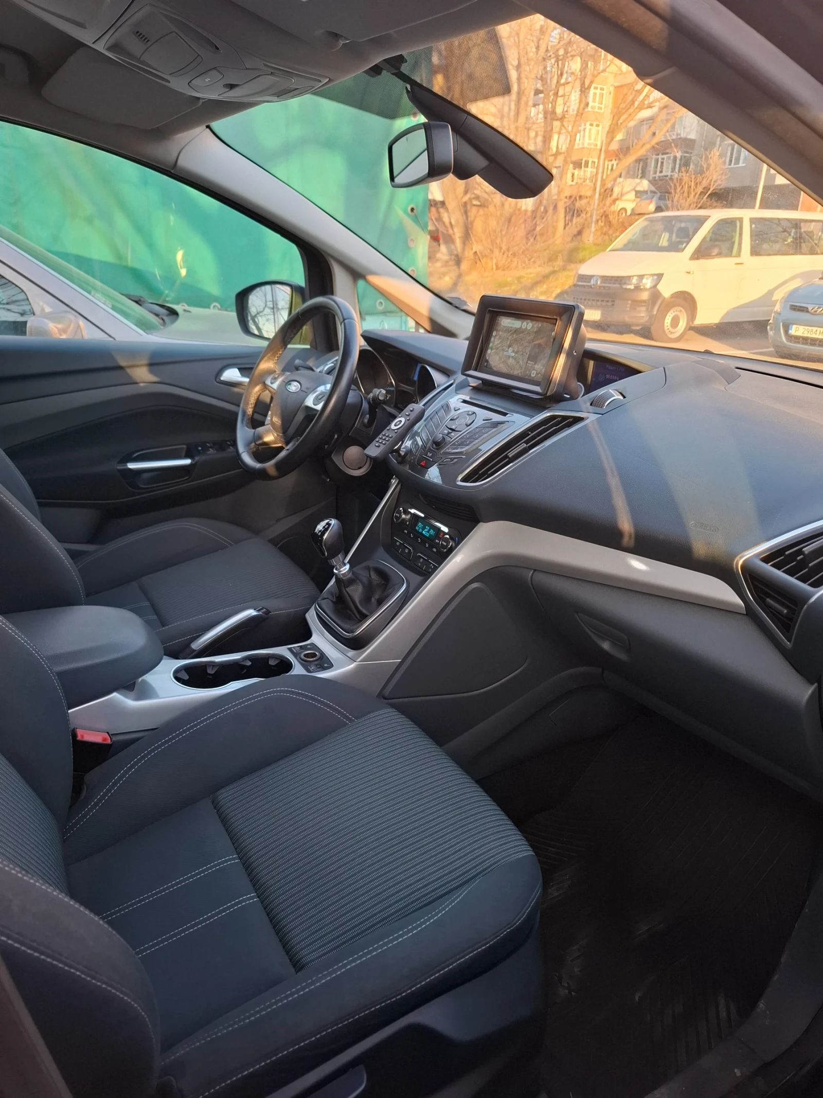 Ford C-max 1.6, снимка 11 - Автомобили и джипове - 53770399