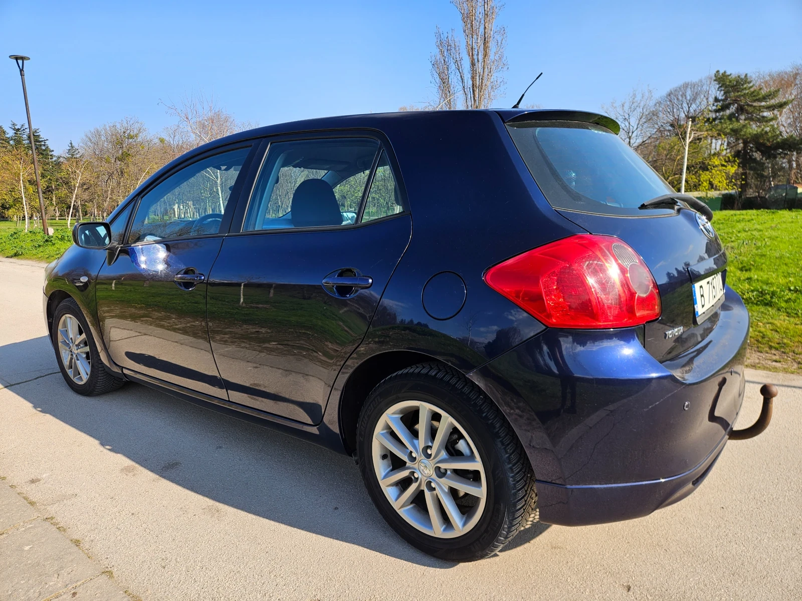 Toyota Auris 2.0D4d, снимка 3 - Автомобили и джипове - 54196194