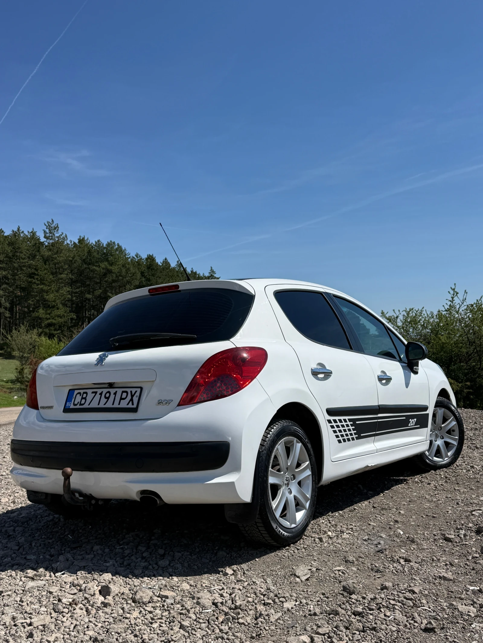 Peugeot 207 ТОП СЪСТОЯНИЕ! ОБСЛУЖЕН, ИКОНОМИЧЕН, КАЧВАШ СЕ И К, снимка 4 - Автомобили и джипове - 54314941