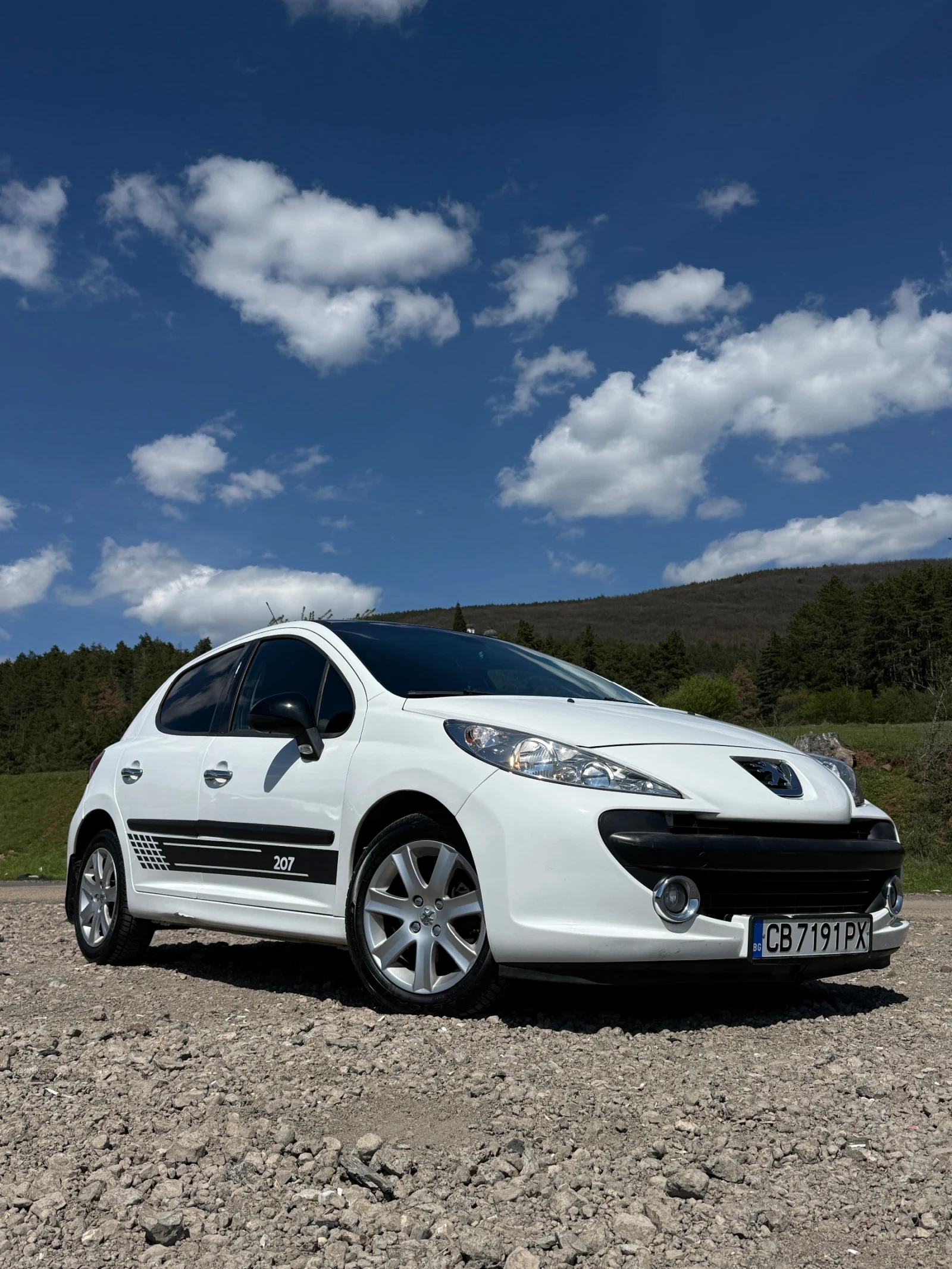 Peugeot 207 ТОП СЪСТОЯНИЕ! ОБСЛУЖЕН, ИКОНОМИЧЕН, КАЧВАШ СЕ И К, снимка 3 - Автомобили и джипове - 54314941