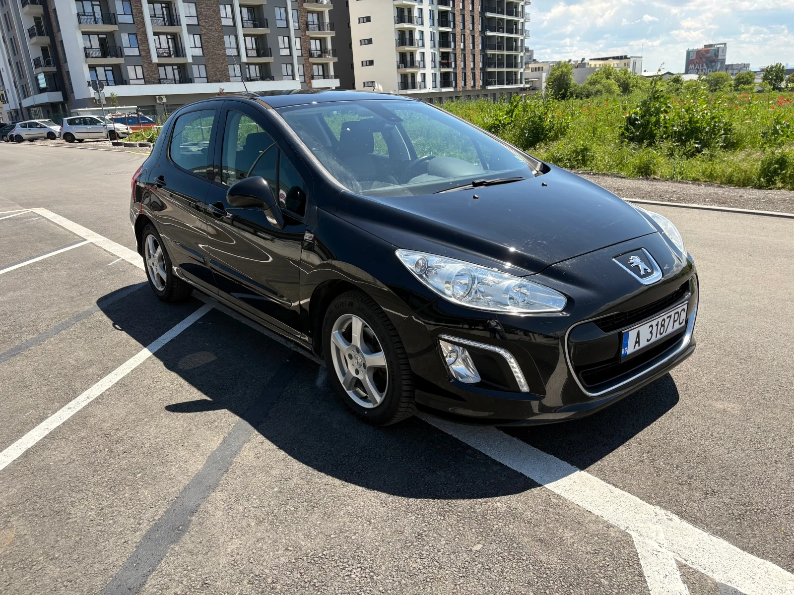 Peugeot 308 1.6 HDI, снимка 2 - Автомобили и джипове - 54575325